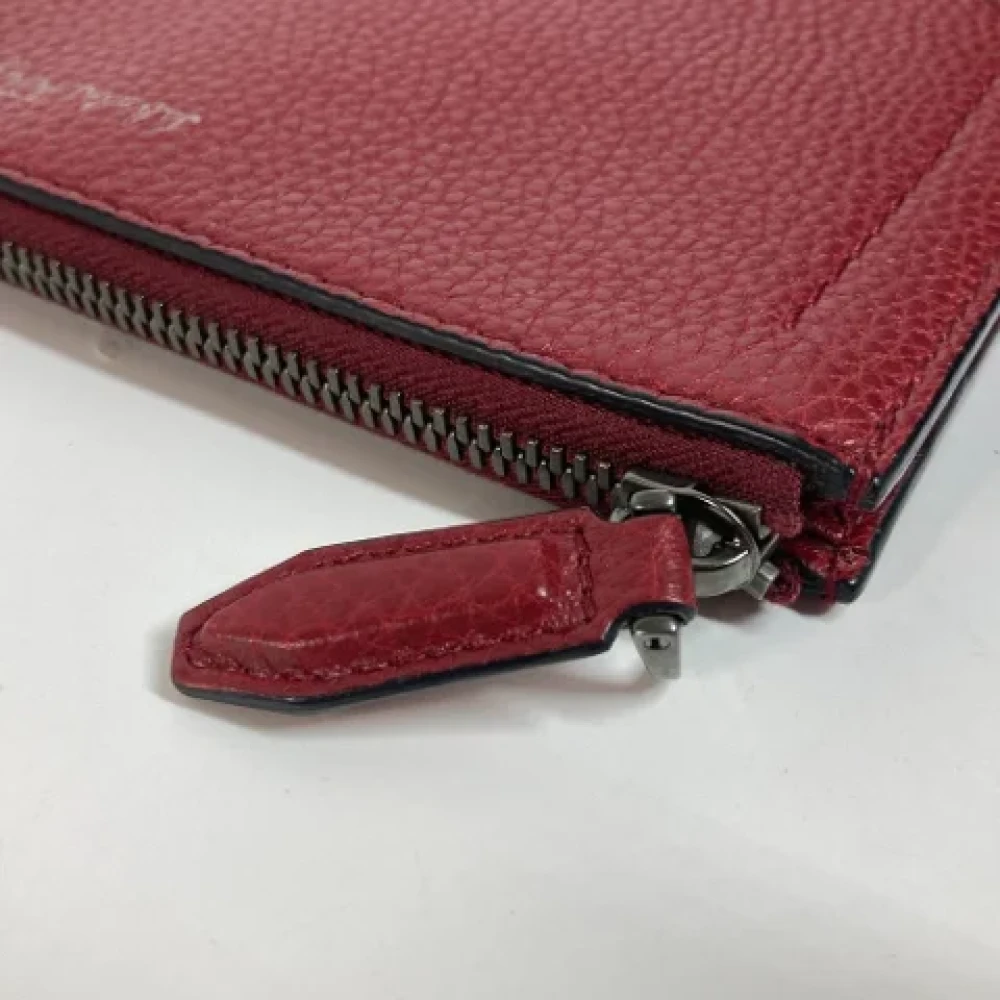 Salvatore Ferragamo Pre-owned Leather clutches Red Dames