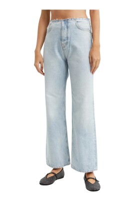 blue-jeans-asian-fit-italy