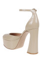 escarpins-en-cuir-nude