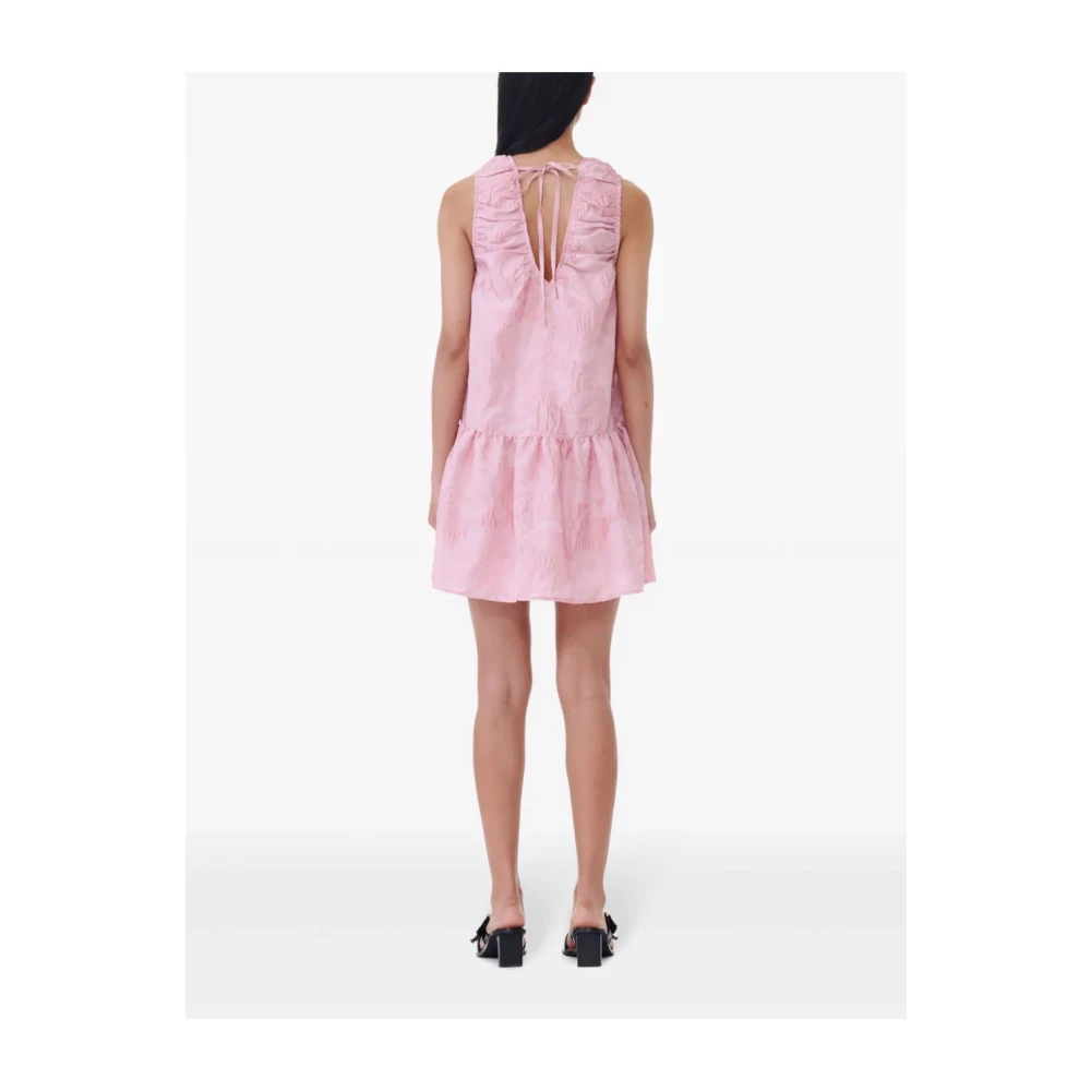 Ganni Roze V-hals Jurk met Striksluiting Pink Dames