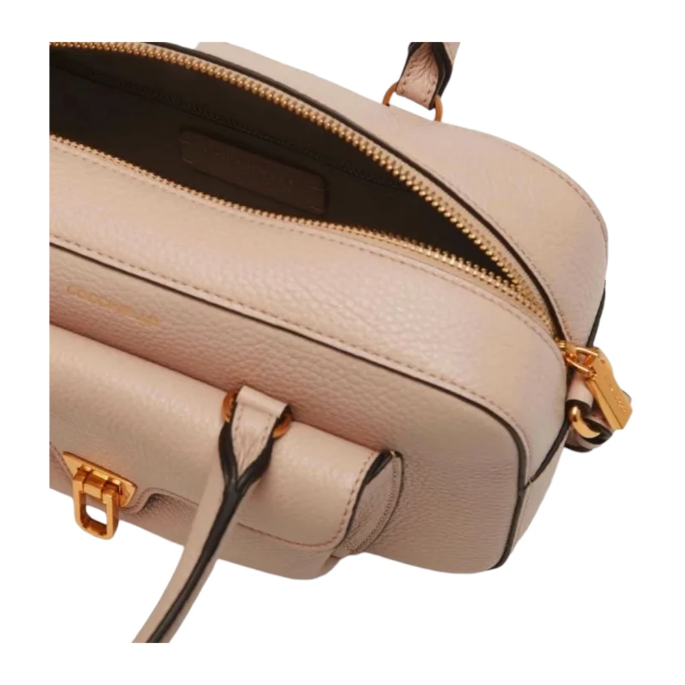 Coccinelle Beat Line Tas met Iconische Sluiting Pink Dames