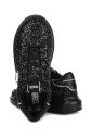kapri-nft-lo-la-sneakers