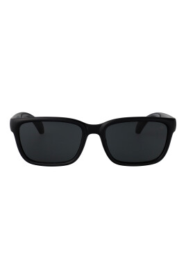 stylish-sunglasses-for-a-sleek-look