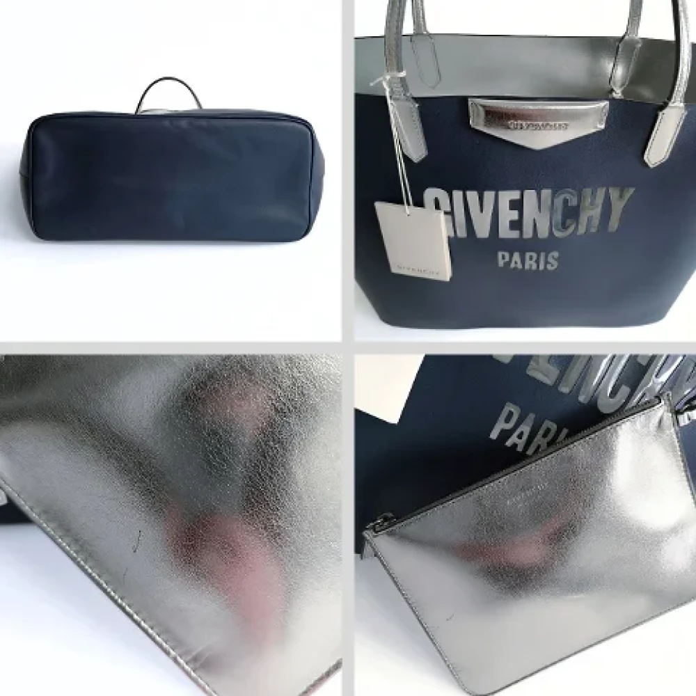 Givenchy Pre-owned Plastic handbags Blue Dames