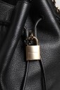 sac-seau-d-epaule-en-cuir-de-veau-noir-pre-owned
