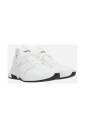 baskets-basses-avec-details-en-daim