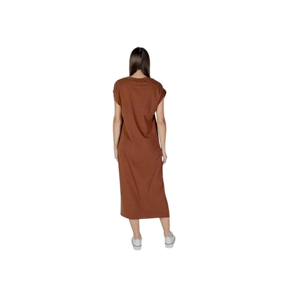 b.Young Bruine Katoenen V-hals Midi Jurk Brown Dames