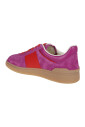 sneaker-basse-avec-detail-clou
