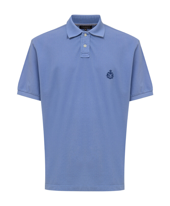 blauw-poloshirt-met-korte-mouwen