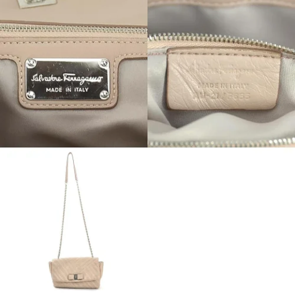 Salvatore Ferragamo Pre-owned Leather shoulder-bags Beige Dames