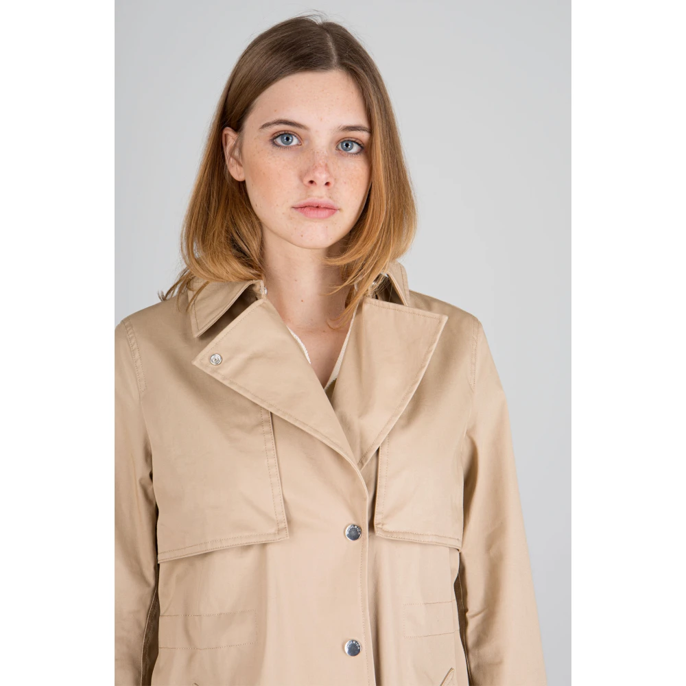 Woolrich Beige Katoenen Trenchcoat met Trekkoord Taille Beige Dames