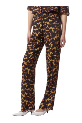 pantalon-avec-imprime-animalier