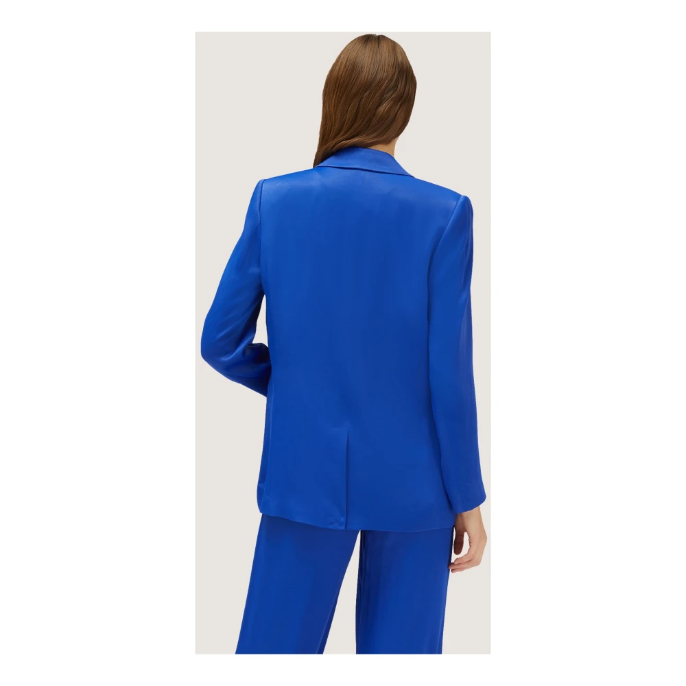 Motivi Satin Oversized Blazer met Juweelknoop Blue Dames