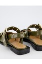 ballerina-s-met-grove-gesp