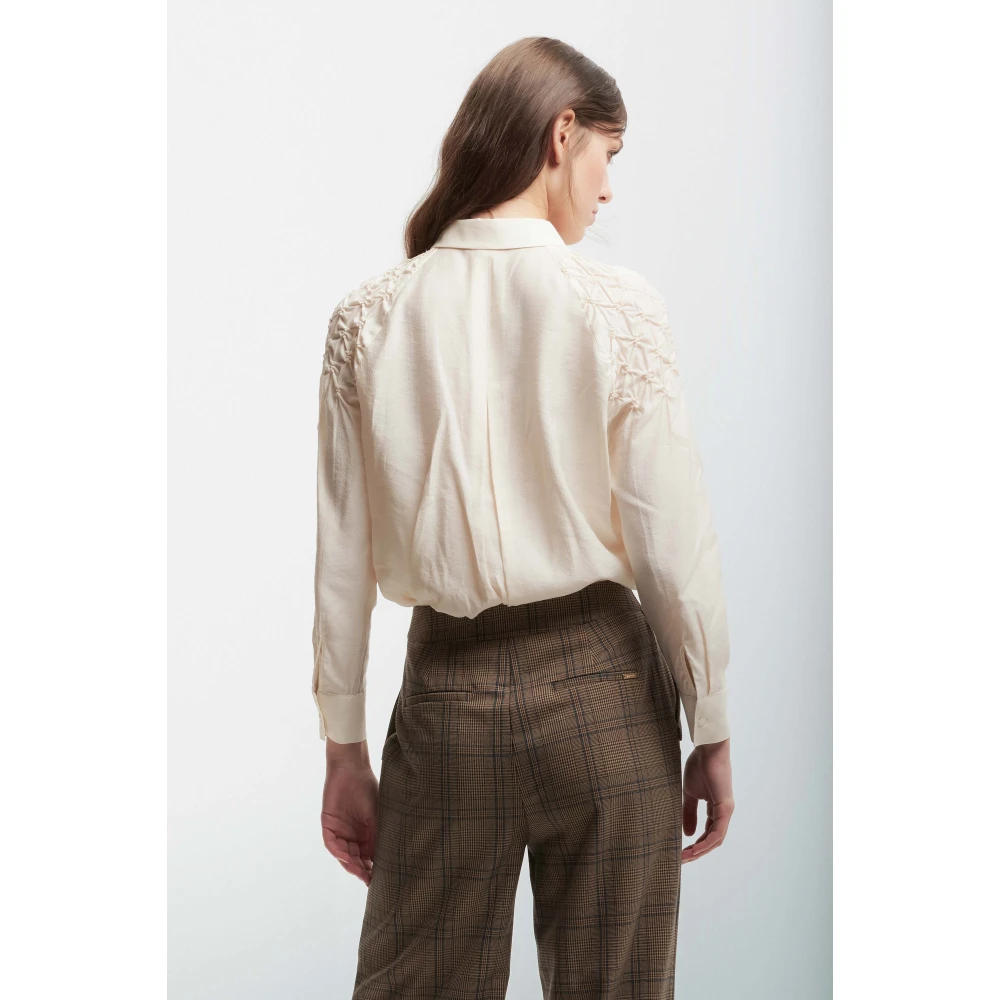 Kocca Gesmockte Schouder Shirt White Dames