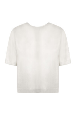 elegant-silk-blouse-with-elbow-length-sleeves