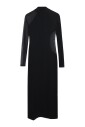 robe-noire-en-tricot-avec-col-roule