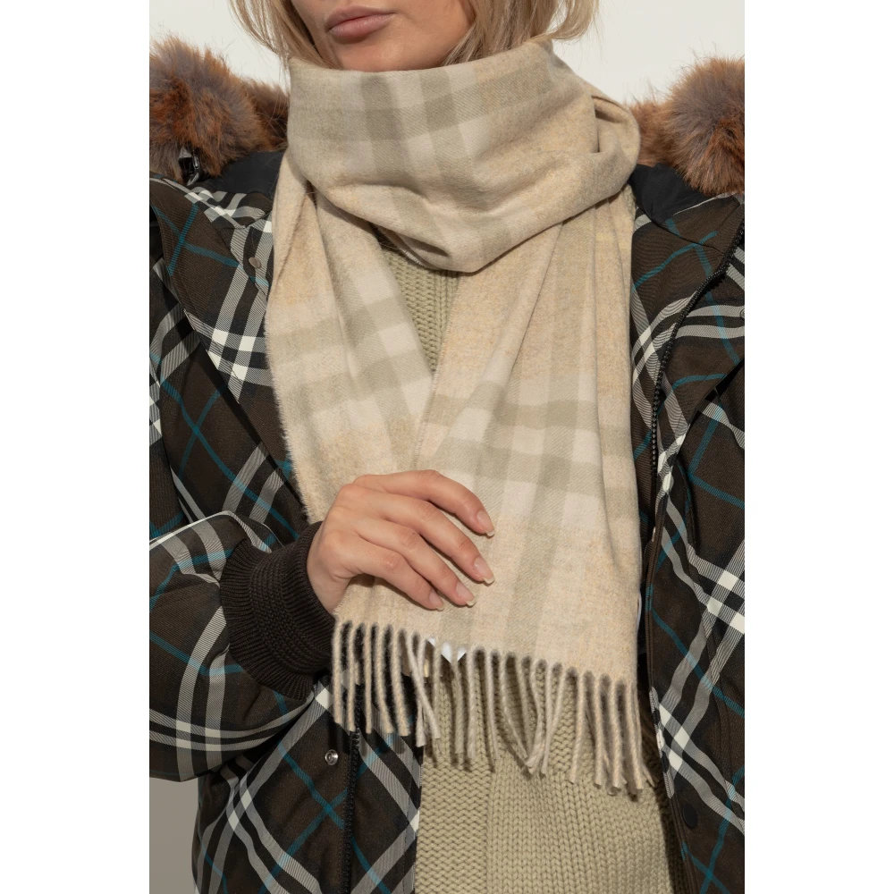 Burberry Kasjmier Sjaal Beige Unisex