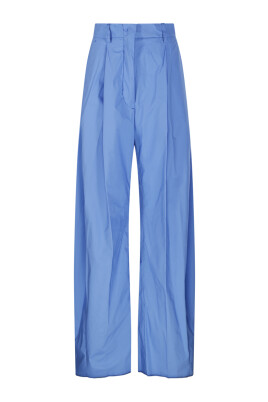 chic-wide-trousers