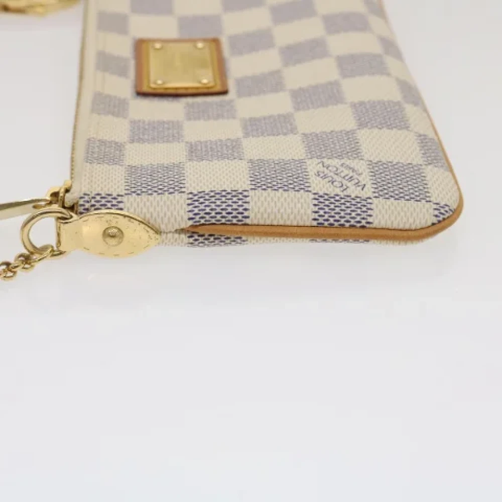 Louis Vuitton Vintage Pre-owned Canvas clutches White Dames