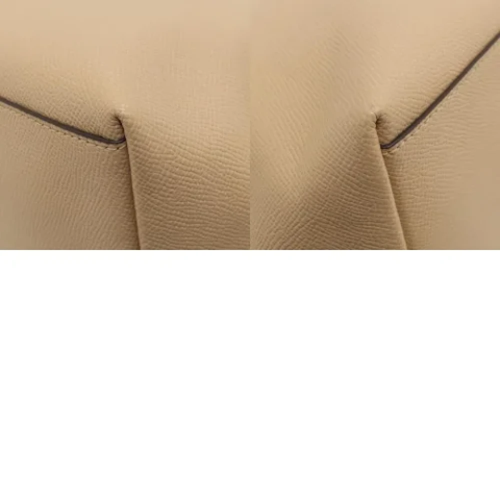 Coach Pre-owned Leather totes Beige Dames