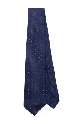 blue-silk-tie-with-diamond-pattern