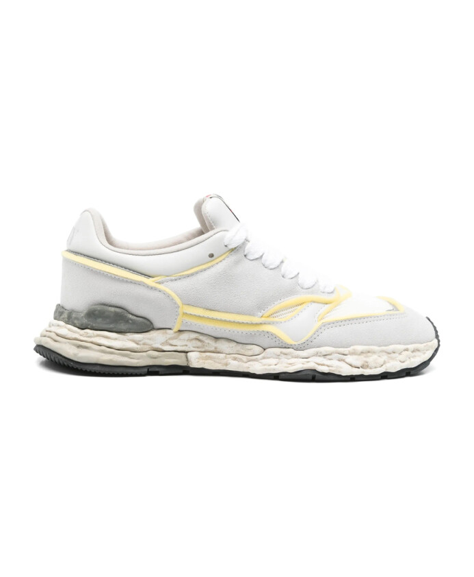 white-lace-up-sneaker-maison-style