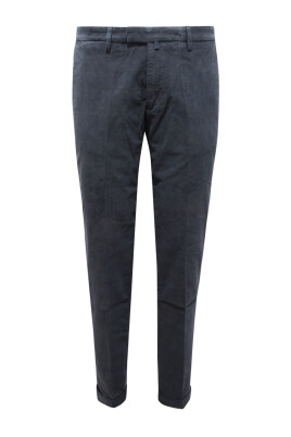 slim-trousers-made-in-italy