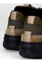chunky-sneakers