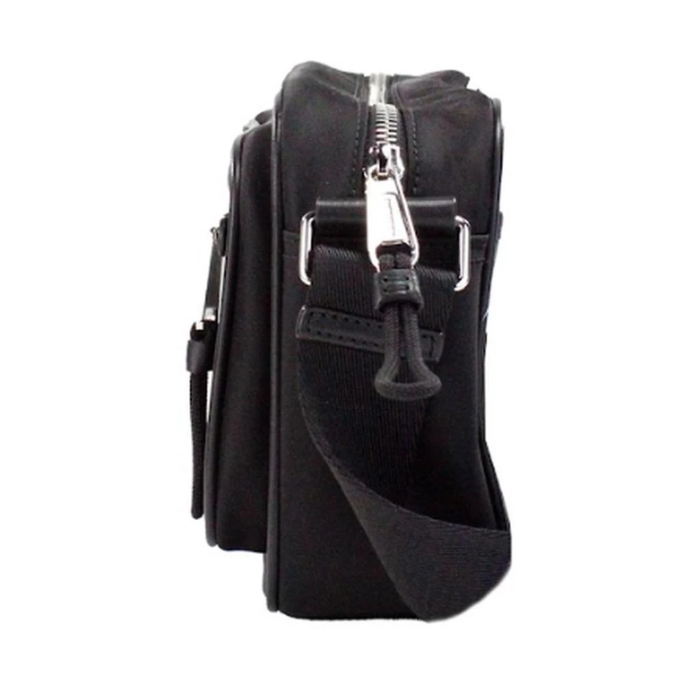 Burberry Zwarte Nylon Camera Heuptas met Kaartsleuven Black Dames