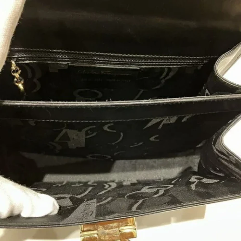 Salvatore Ferragamo Pre-owned Leather handbags Black Dames