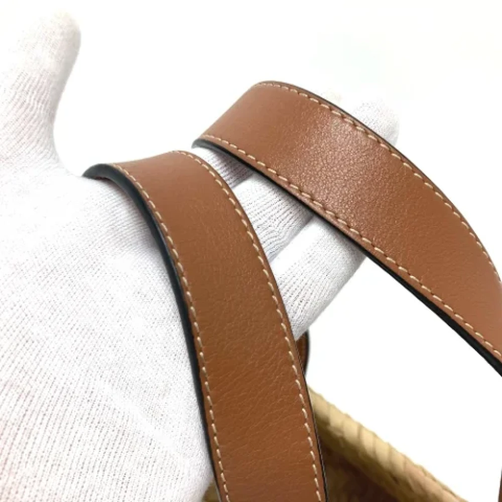 Loewe Pre-owned Fabric handbags Beige Dames