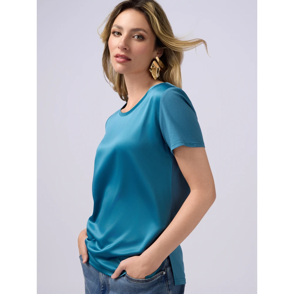 Oltre T-shirt gemaakt van twee verschillende materialen Blue Dames