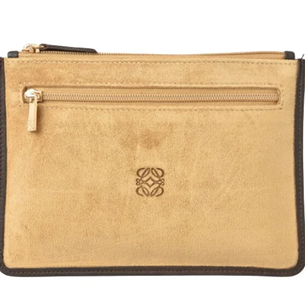Loewe Pre-owned Leather clutches Brown Dames