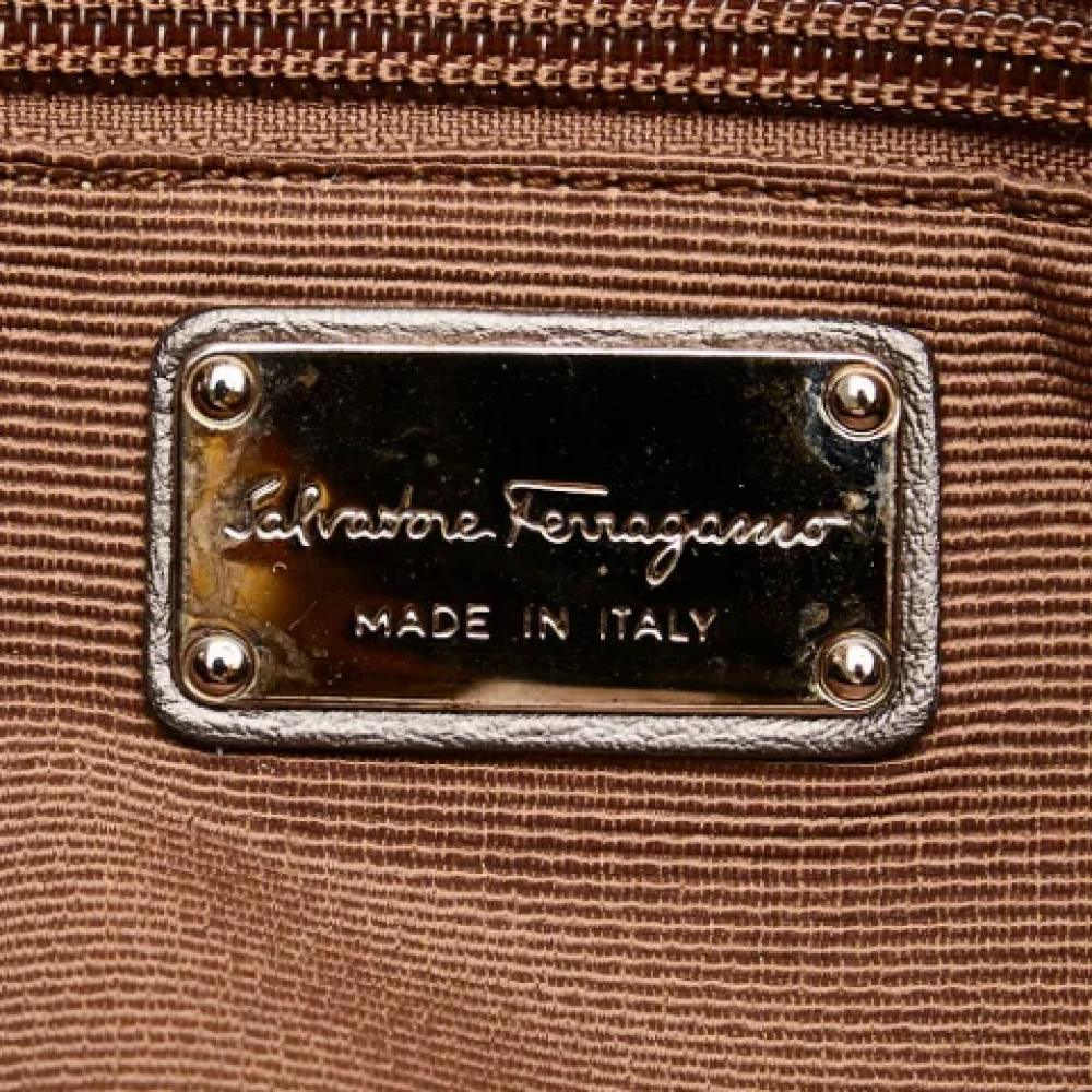 Salvatore Ferragamo Pre-owned Leather totes Yellow Dames