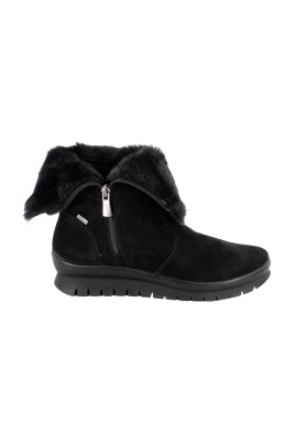 black-womenand-39-s-goretex-suede-booties