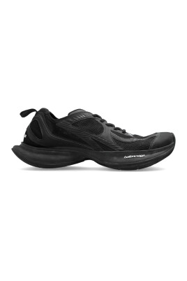 sports-shoes-circuit