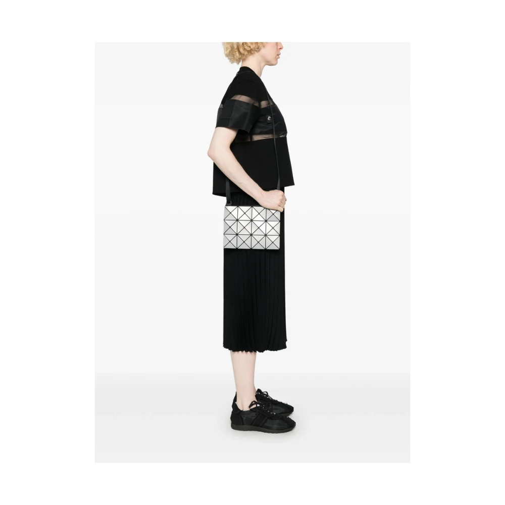 Issey Miyake Geometrische Schoudertas in Grijs Gray Dames