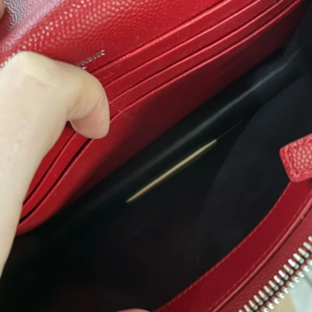 Yves Saint Laurent Vintage Pre-owned Leather wallets Red Dames