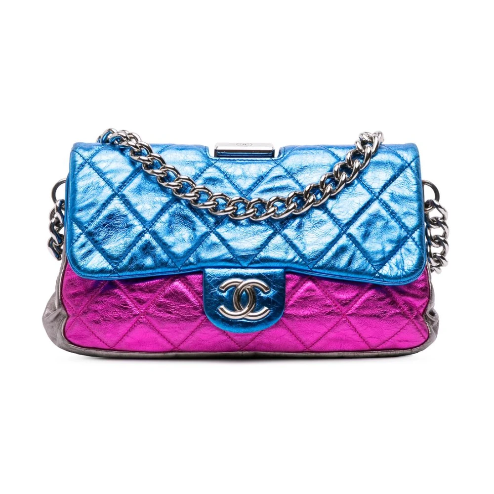 Chanel Vintage Women's Pre-Owned Quilted Shoulder Bag