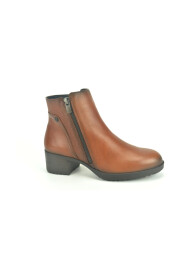 BUTY DO KOSTKI