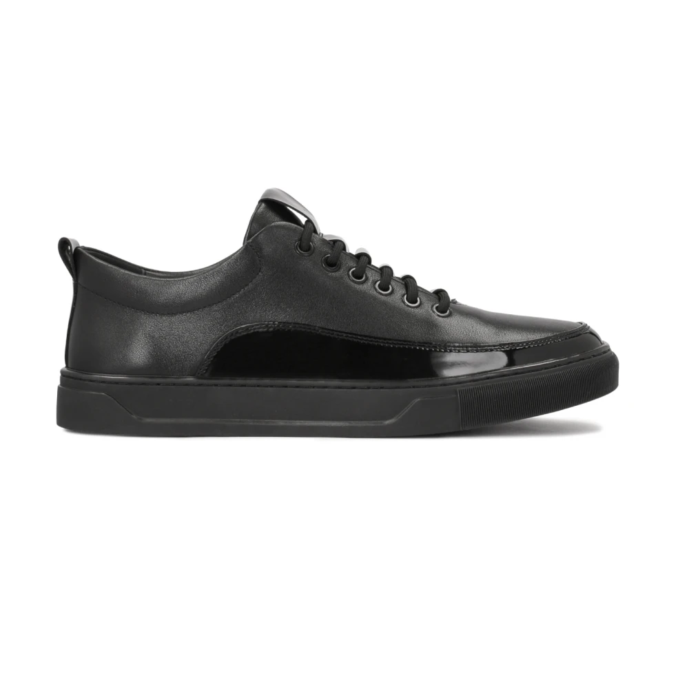 Kazar Zwarte Leren Sneakers met Elegante Inzetstukken Heren Schoenen