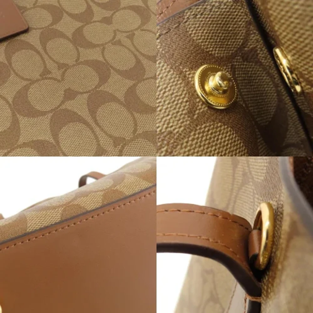 Coach Pre-owned Plastic totes Beige Dames