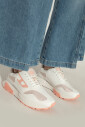 s-tame-d-running-sneakers