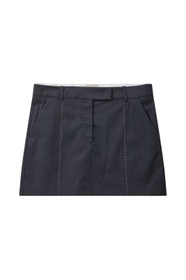 chic-stitch-mini-skirt
