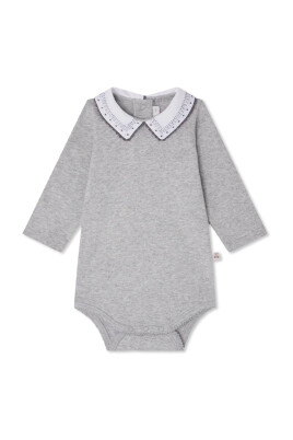 body-with-collar