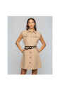 elegante-robe-sans-manches-en-lin
