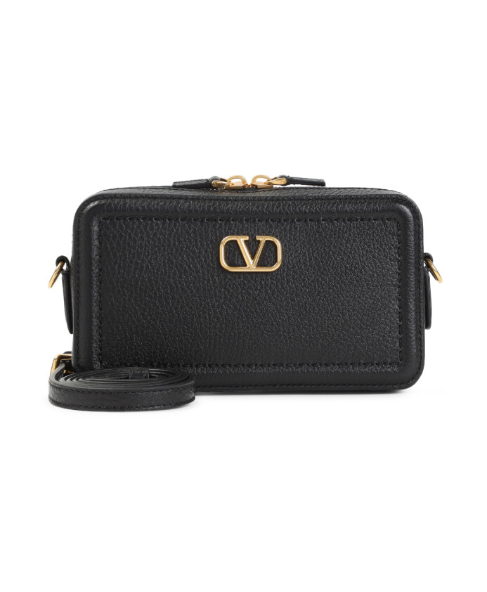 black-grained-leather-handbag