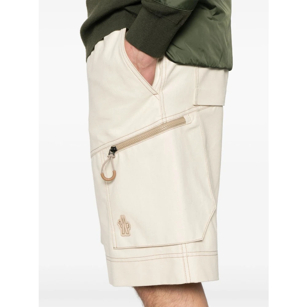 Moncler Cargo Shorts Wit White Heren