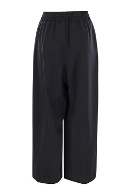 stylish-pants-for-women